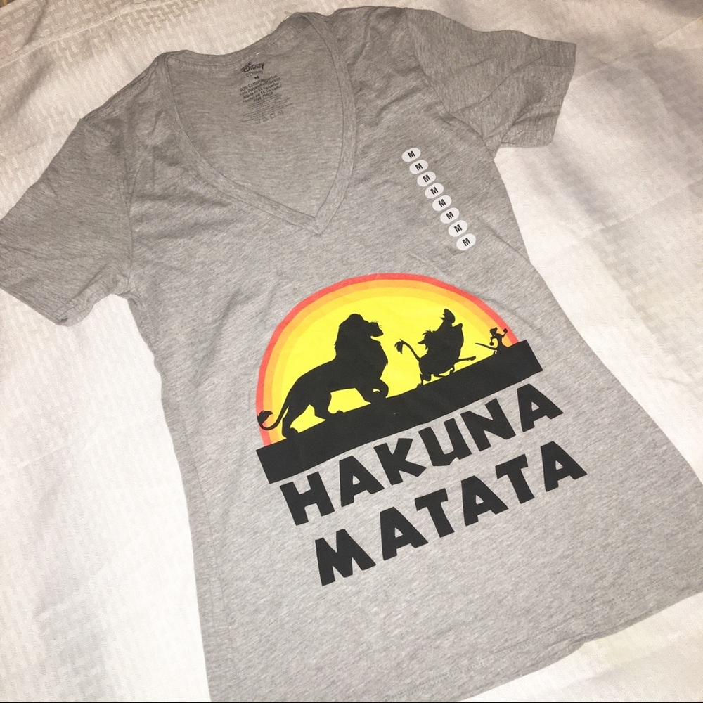 Disney Hakuna Matata TShirt NWT